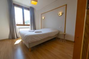 Appartements CREMANT - Appartement Spacieux et lumineux - Parking gratuit : photos des chambres