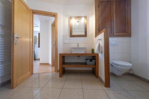 Appartements CREMANT - Appartement Spacieux et lumineux - Parking gratuit : photos des chambres