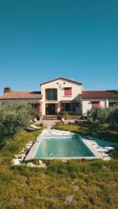 Grande villa catalane dans parc aux oliviers - Brouilla