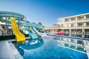 SL La Perla Hotel Kemer - 贝尔迪比