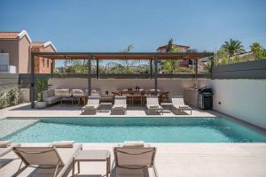 Sancy Luxury Villa I 400m beach, "Heated" pool & Gym