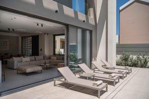 Sancy Luxury Villa I 400m beach, "Heated" pool & Gym