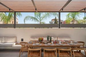 Sancy Luxury Villa I 400m beach, "Heated" pool & Gym