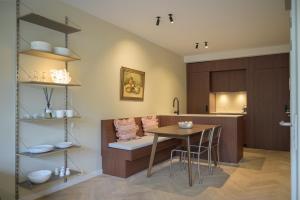 SHWAY - The Book Binder