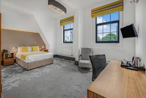 Deluxe Double Room room in The Ainscow Hotel BW Premier Collection
