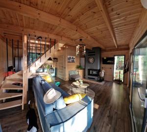 Nowy dom całoroczny nad jeziorem wielkie parteczyny