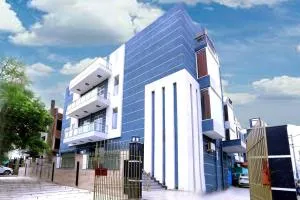 Hotel Nirvana Inn - Near Expo Mart Greater Noida - Greater Noida