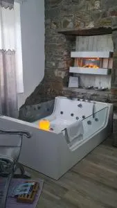 Tana della Lavanda - Bebbio