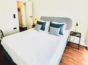 NearTheSEA by YoursPorto