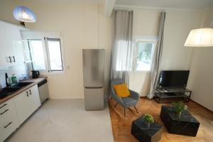 Cozy & Modern 2 BDRM near Imitou