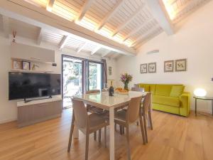 Dascio Salute Ferienwohnung mit Panorama Balkon am See