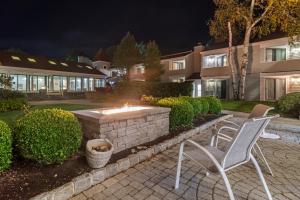 Meadowmere Resort
