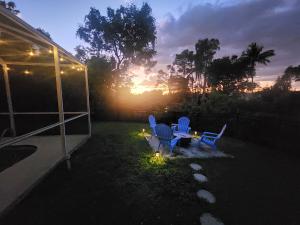 Secluded Backyard Home with Hot Tub & Pool - 3BR & 2B - 3hvězdičkové hotely ve městě Fort Myers