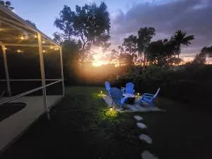 Secluded Backyard Home with Hot Tub & Pool - 3BR & 2B - Estero