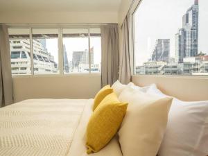 Luxurious 2-bedroom apartment in Silom city center - 6A