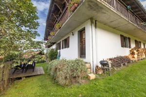 Appartements La Charbonniere : photos des chambres