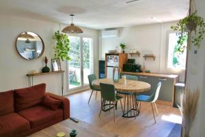 Au country, résidence calme avec parking