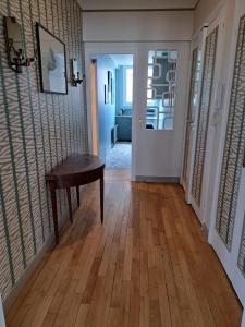 Bright & elegant appartment with view over Invalides, near St Germain des Prés