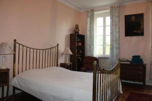 Villas Beau chateau entre Loire et Bourgogne, 12 chambres 27 personnes : photos des chambres