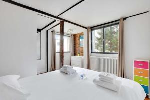 Somptuous Apartement Terrace-2BR-6PCenter of Paris