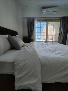 جوليانا سما جروب