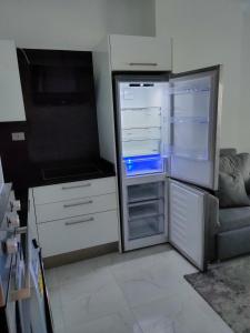 جوليانا سما جروب