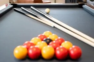 Cotswold's Stroud-Stunning 5 Bedroom House-Pool Table-Parking-Slps 10 - Frocester