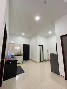 Delima Guesthouse 3 bedroom,2 toilet