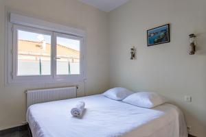 Maisons de vacances La maison du Bonheur Ares 30 personnes avec piscines chauffees : photos des chambres