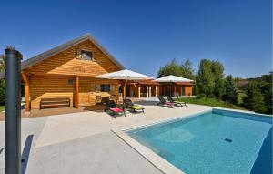 Nice Home In Lovrecan With Sauna