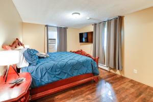 1 Mi to Downtown and River Family Apt in Fairbanks