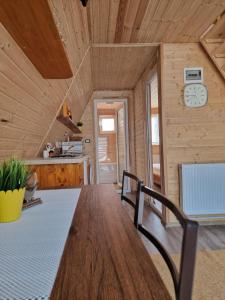 Bucovina-A-FrameHouse-HotTub-Fireplace-Patio-WiFi