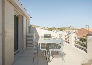 Goudes times - cabanon design en bord de mer