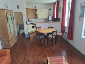 Appartement vue panoramique sur le vieux Saintes