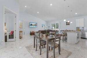 Escape to Paradise - Heated Pool - Casa Magnolia - Roelens