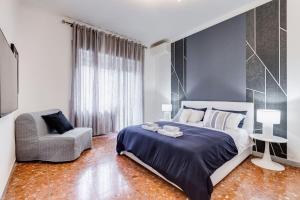 BDC - Rome, Open City! 3-BDR!