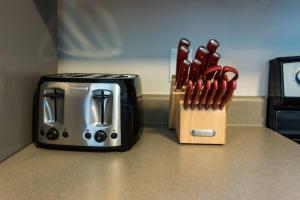 Sutherland Retreat 3BR 2BA and 2 car garage