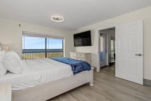 Saida beachfront Oceanview Charm