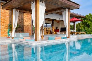 Shambhala Villa Sea View