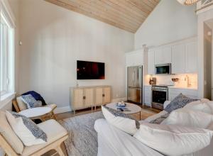 Seacrest West - Casita Blanca