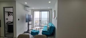 Teddy Codotel of Happy one central