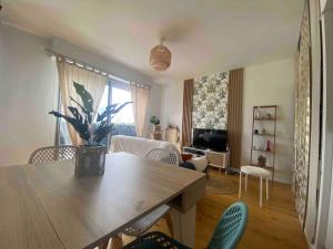 Vue dégagée au calme dernier etage