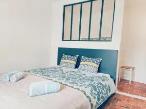 Maison La belle de Cadenet proche Lourmarin - 卡代纳