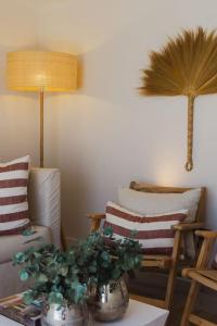 CASA ESPERANZA *Family Home Over the Sea*