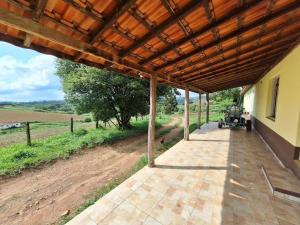 Sítio com casa Rústica