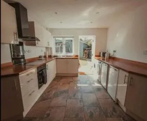 Charming 2 Bedroom Cottage mid town on quiet road - Middleton