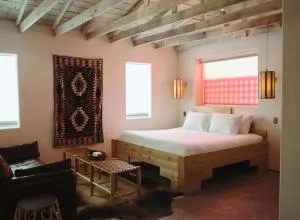 Large West Texas Suite at Iconic Property - Presidio