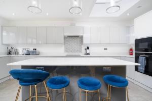 Large 4 bedroom house with parking available