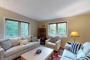 Boulder Ridge Hideaway