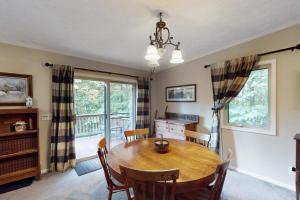 Boulder Ridge Hideaway